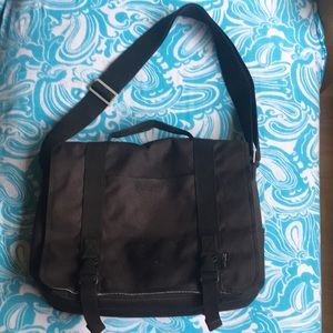 Patagonia messenger bag